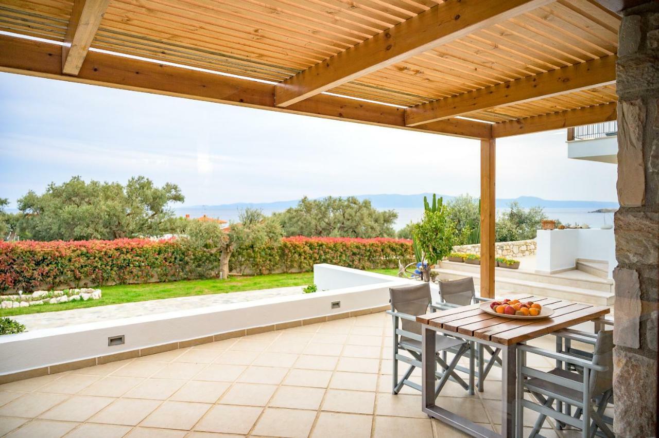 Villa Almira Luxury Apartments Ouranoupoli Exterior photo