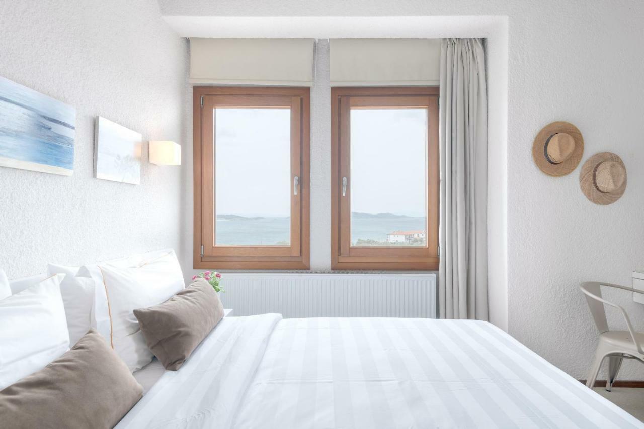 Villa Almira Luxury Apartments Ouranoupoli Exterior photo
